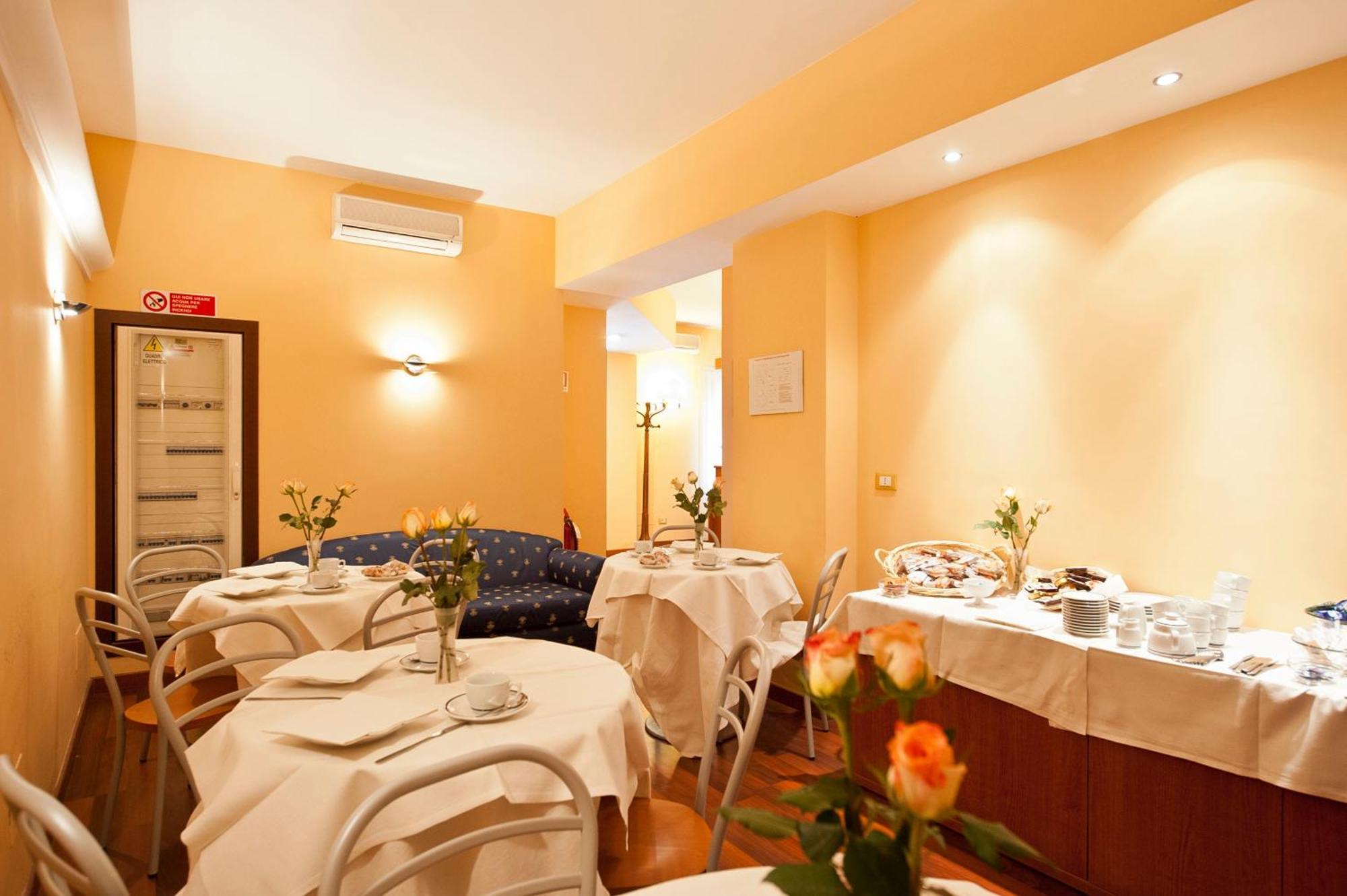 Hotel 4 Pini Rom Exterior foto