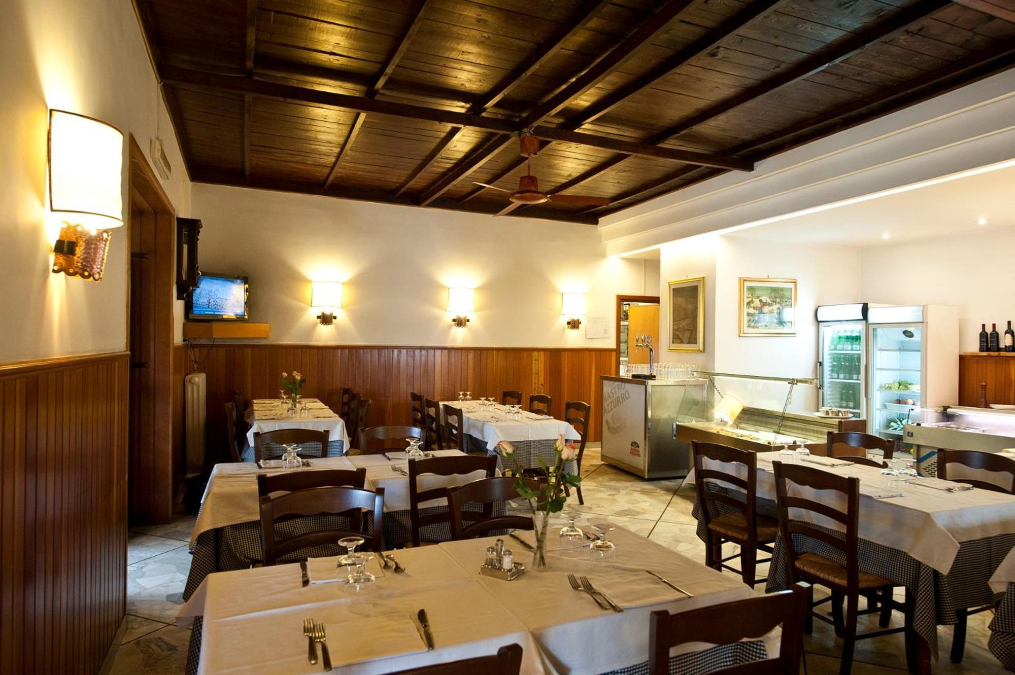 Hotel 4 Pini Rom Exterior foto